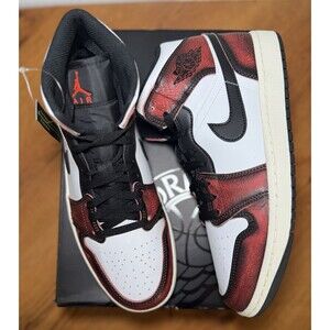 Air Jordan 1 Mid SE Wear-Away Chicago Mens Size 10 DV9565-006 New W/ Box